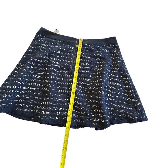 Romantic Classic Lace Overlay Skirt The Limited Navy Blue A-Line Size 12 - Picture 5 of 6